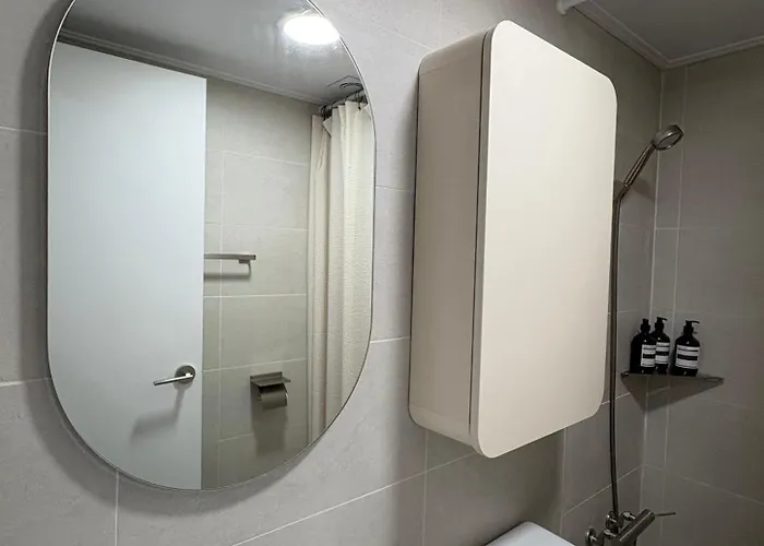 Apartment Yeoksam Palace Tworoom Free Parking Seoul